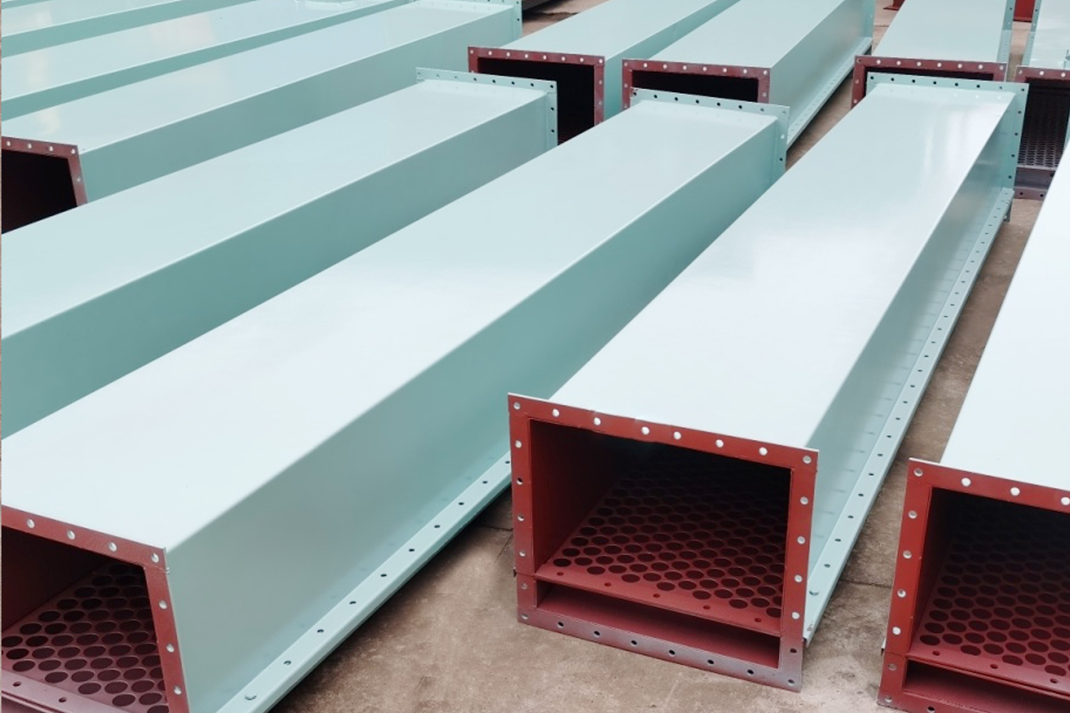 空氣輸送斜槽在操作使用時(shí)的注意點(diǎn)